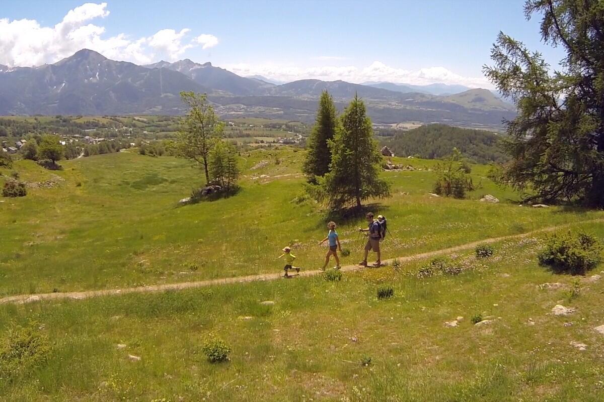 Randonnée itinérante en famille dans la vallée du Champsaur