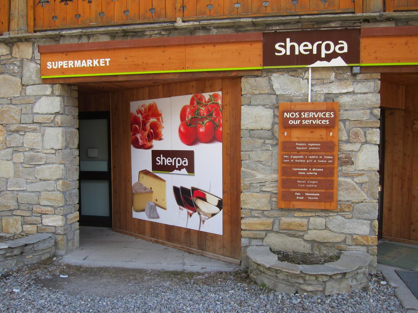 bonneval-sur-arc-sherpa-superette