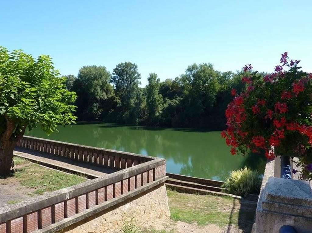 Aire de pique-nique de Reyniès Tarn-et-Garonne