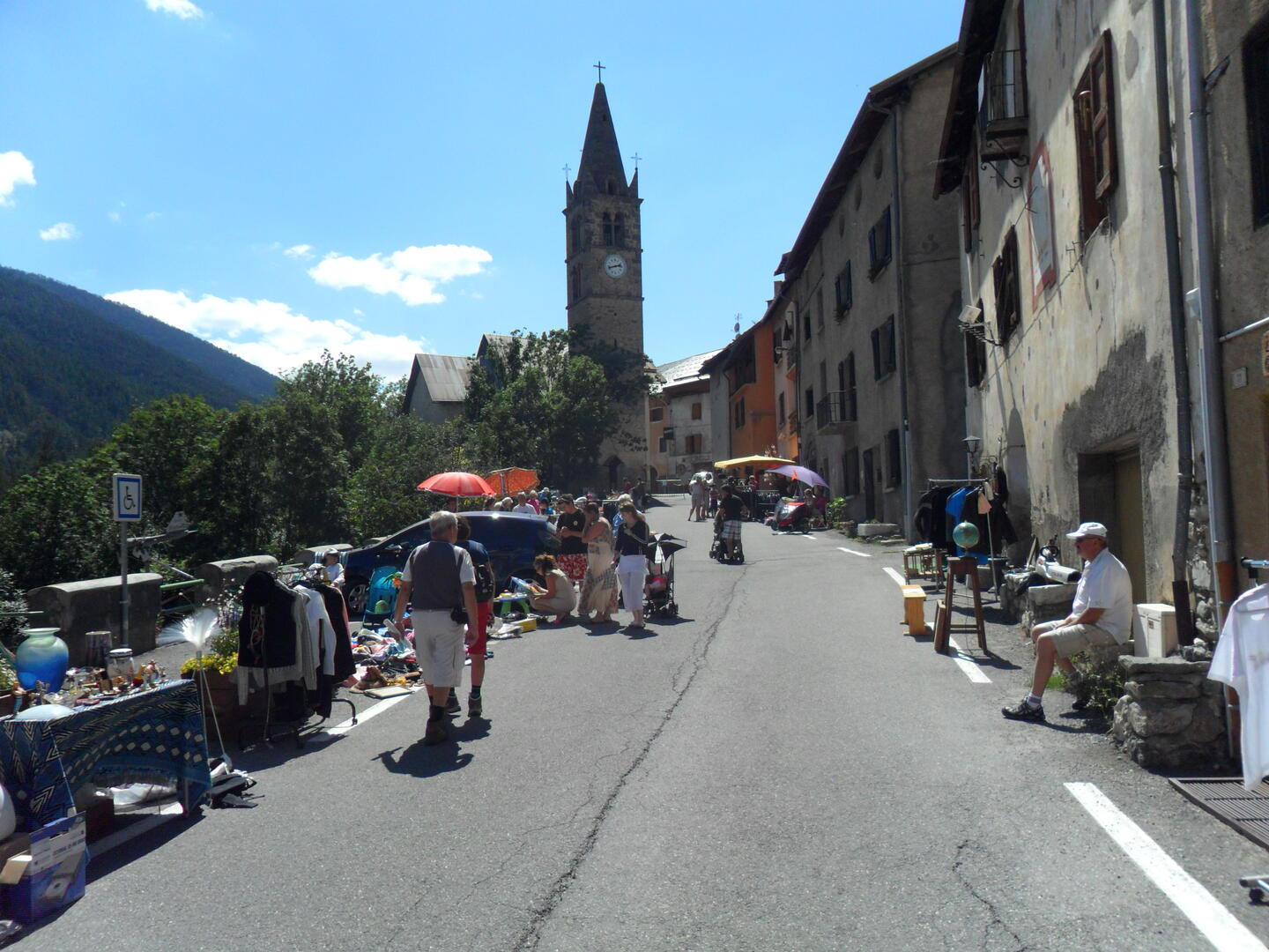 Vide-grenier de La Vachette