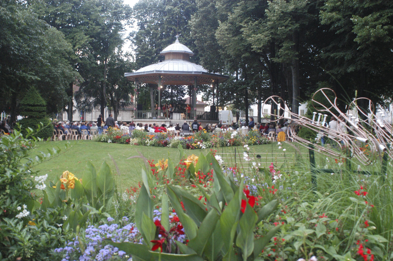 Concert square Quinconces_Crédit Serge Buathier