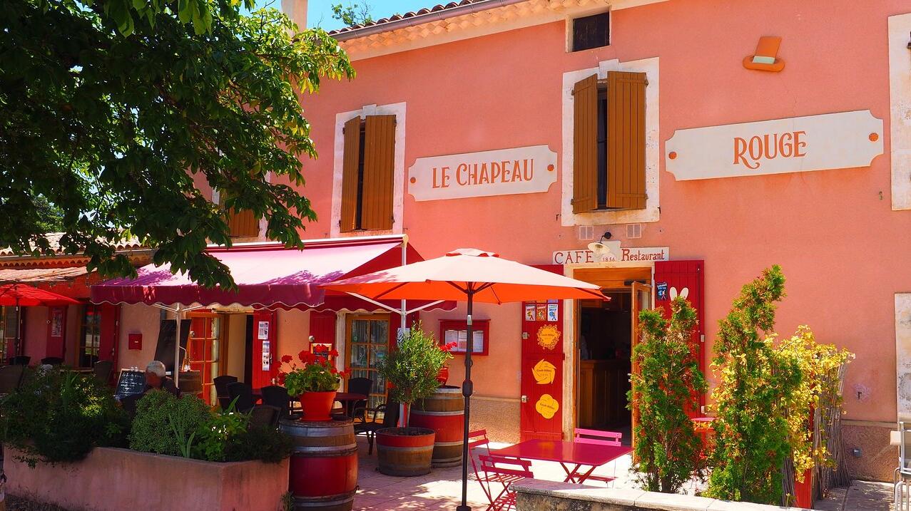 Le chapeau rouge