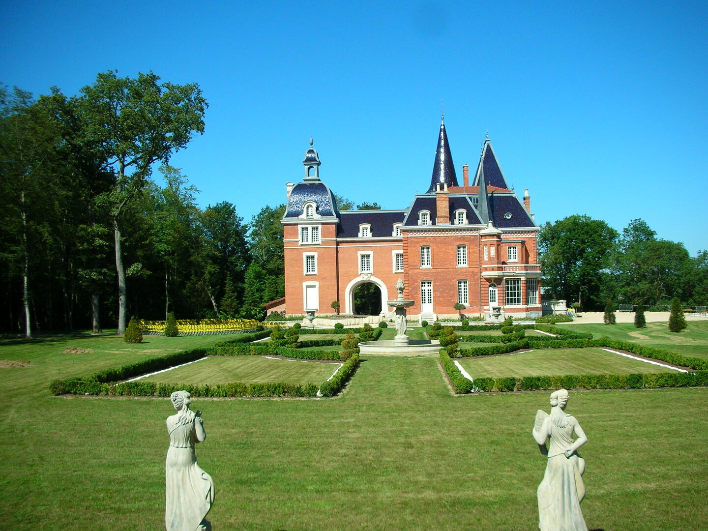 Château des Creusettes