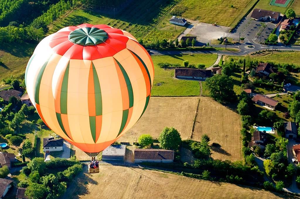les ballons du quercy mongolfière montauban baptême en mongolfière à montauban découvrir montauban