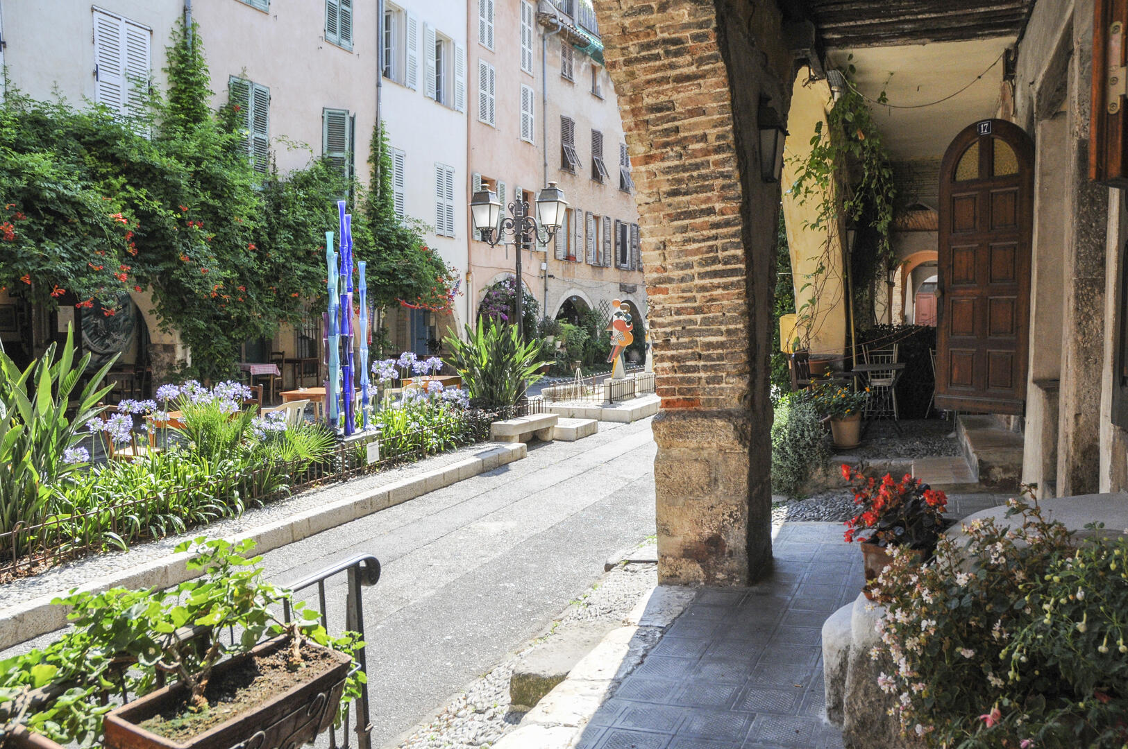 place aux arcades