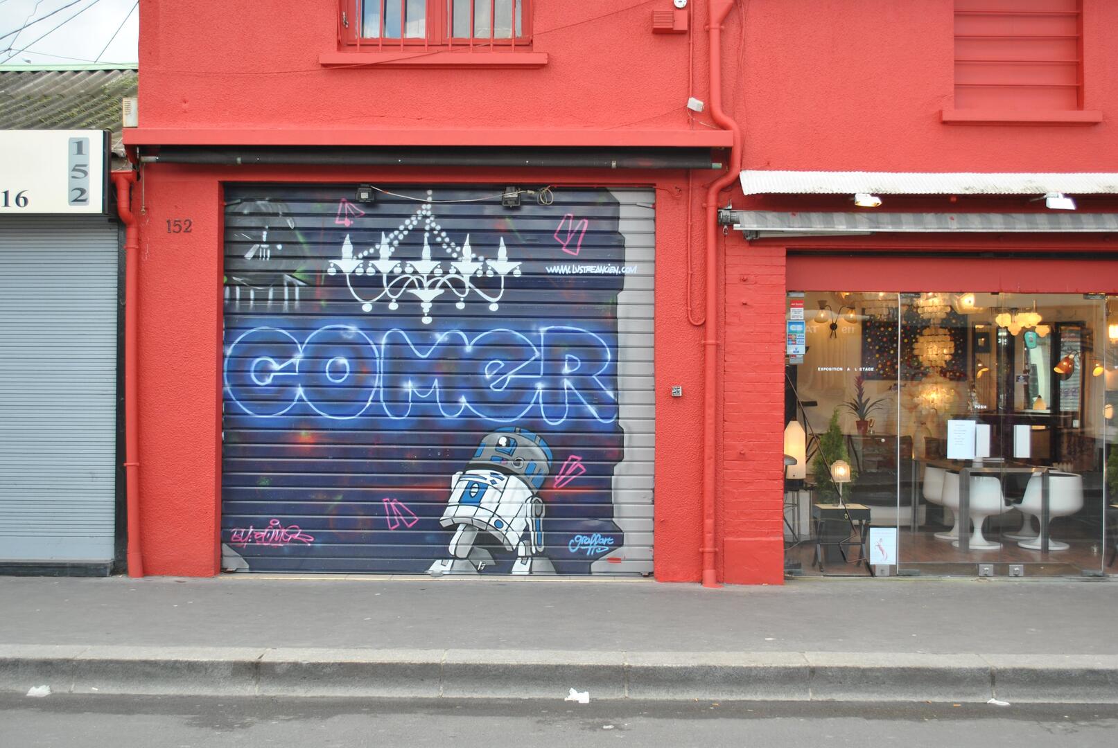 Graff aux Puces de Saint-Ouen - Tourisme Grand Paris Nord