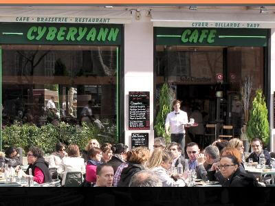 CyberYann Café Marseille.jpg