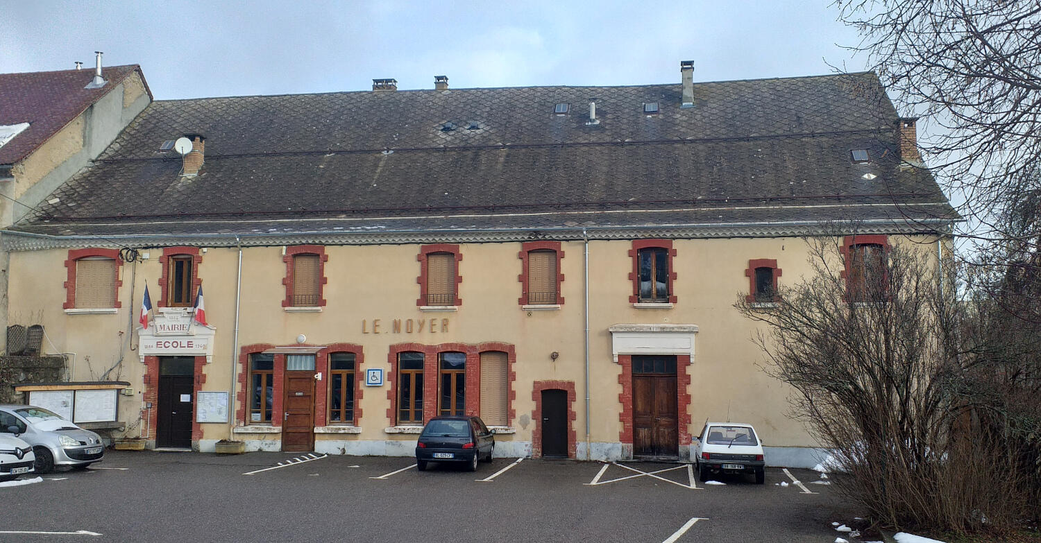 Mairie Le Noyer