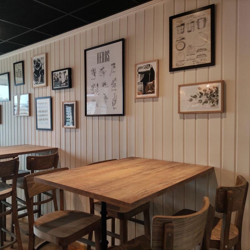 Le Bistro