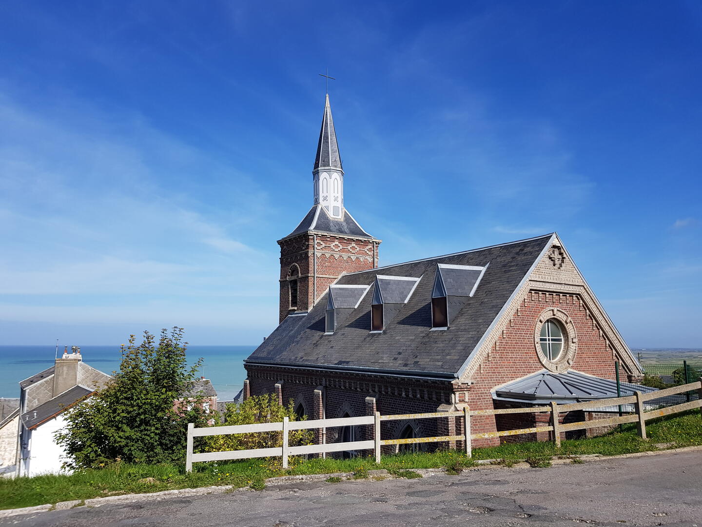 CHAPELLE NOTRE-DAME D'ONIVAL 1