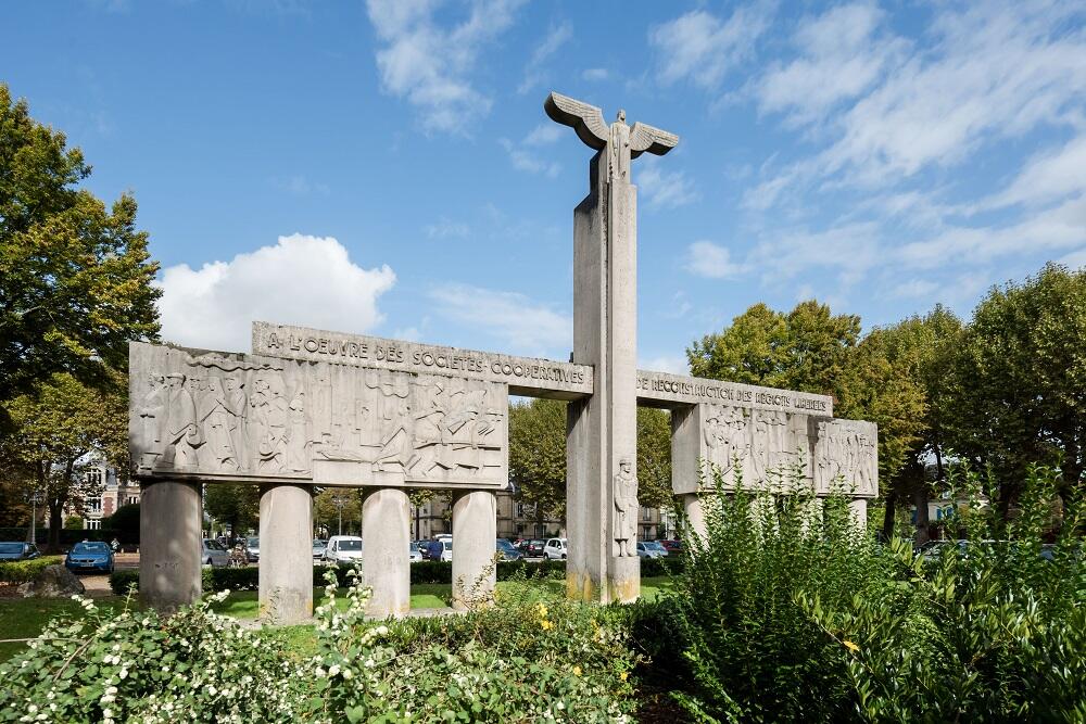 Monument Guy de Lubersac < Soissons < Aisne