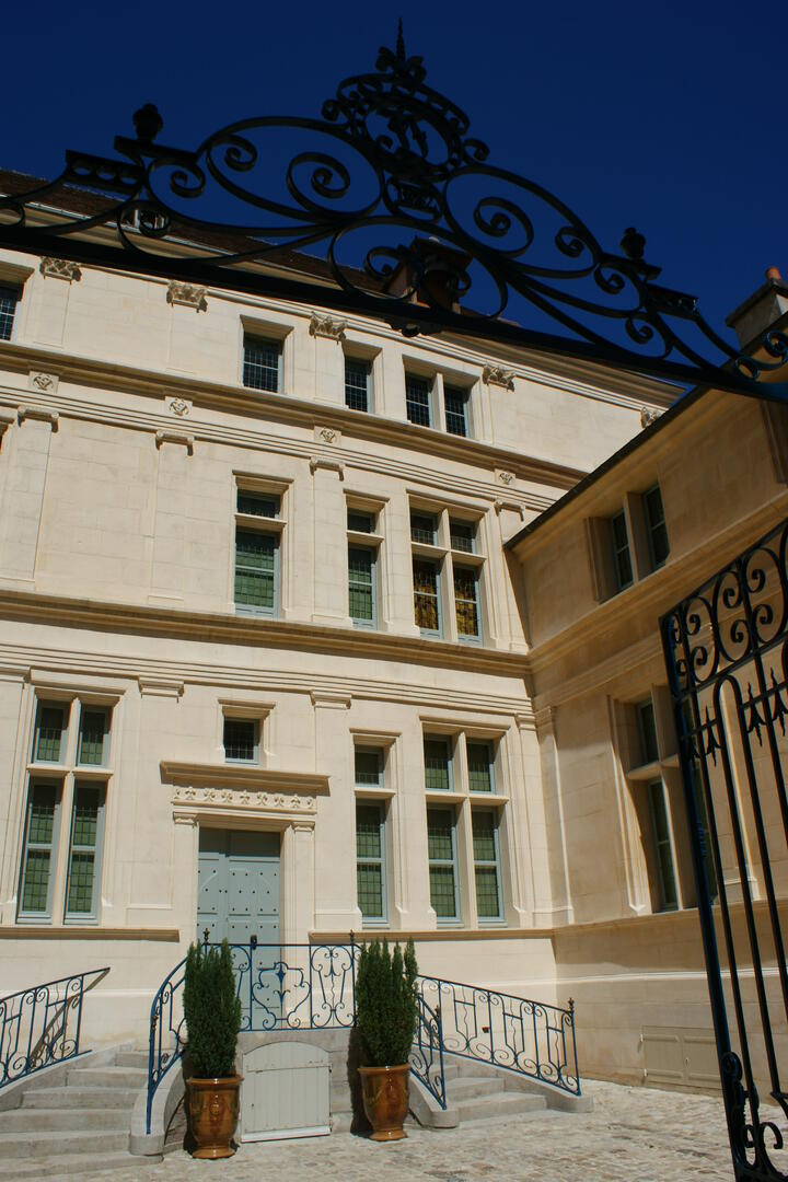 Façade