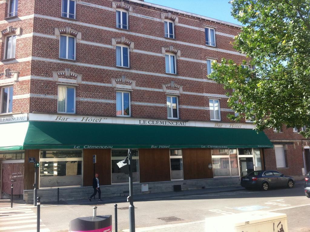 Façade