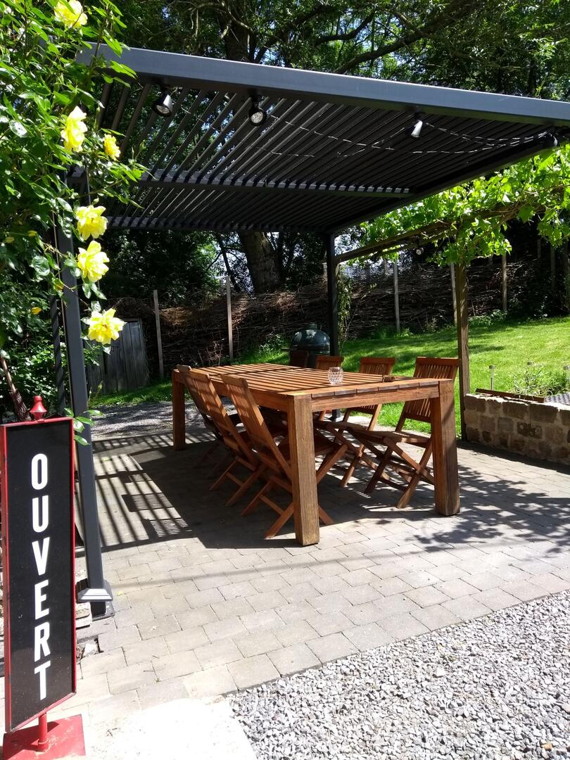 Terrasse avant L'Ermite