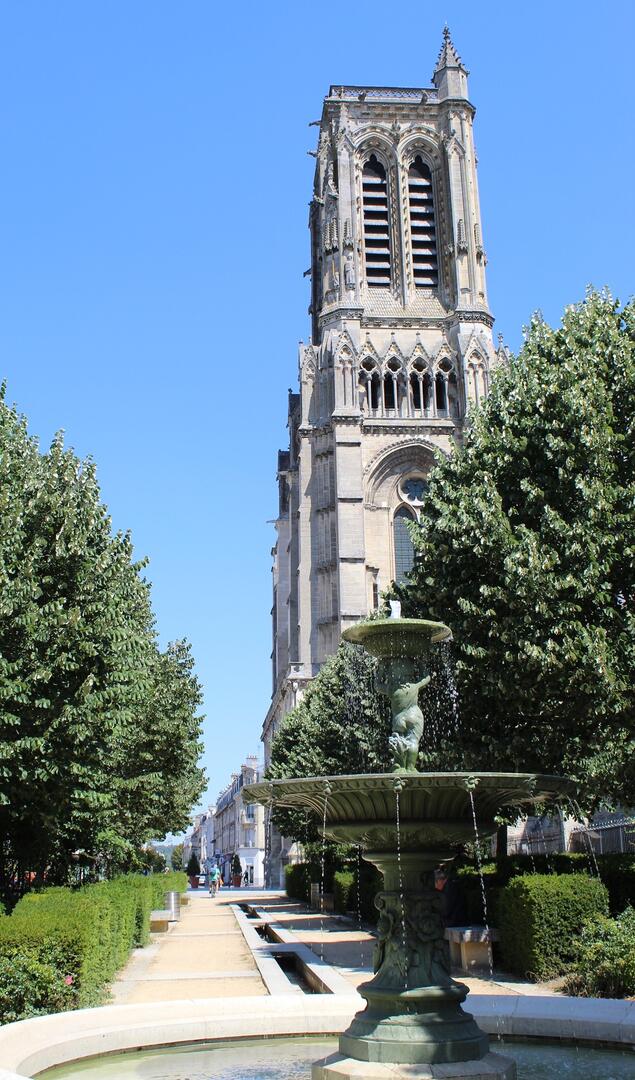 Montée à la tour cathédrale
