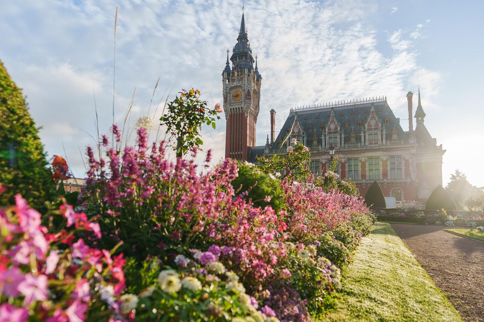 beffroi-hotel-de-ville-exterieur-calais