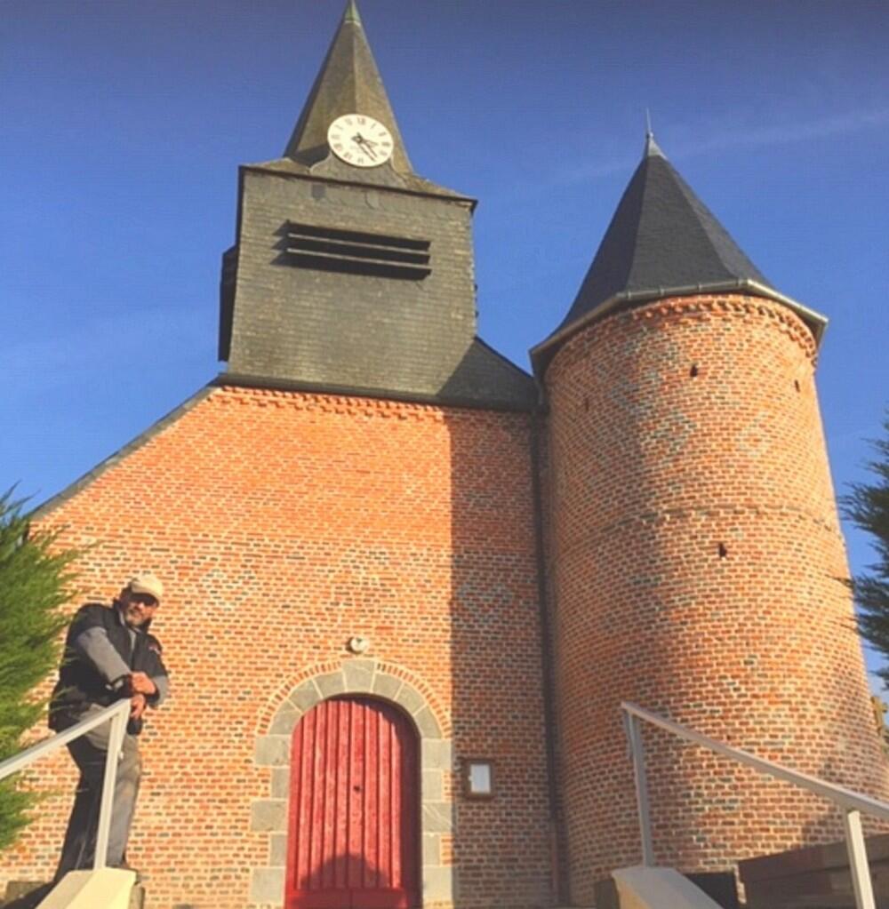 Eglise fortifiée < Froidestrées < Thiérache < Aisne < Hauts de France