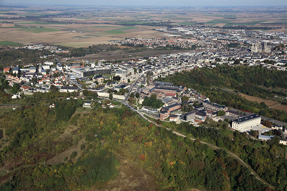 Vue du ciel < Laon < Aisne < Picardie