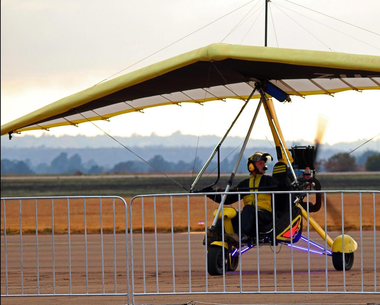 microlight-6896767_1280