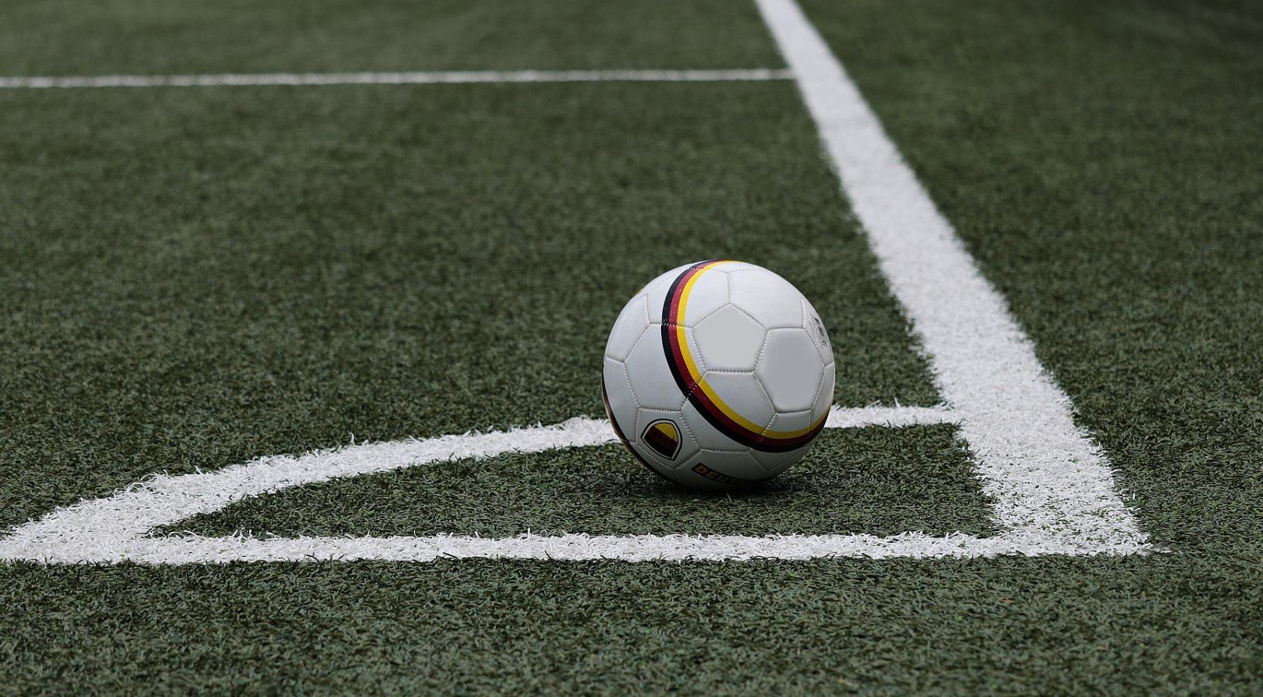 soccer-g58c40cfe8_1920 (1)