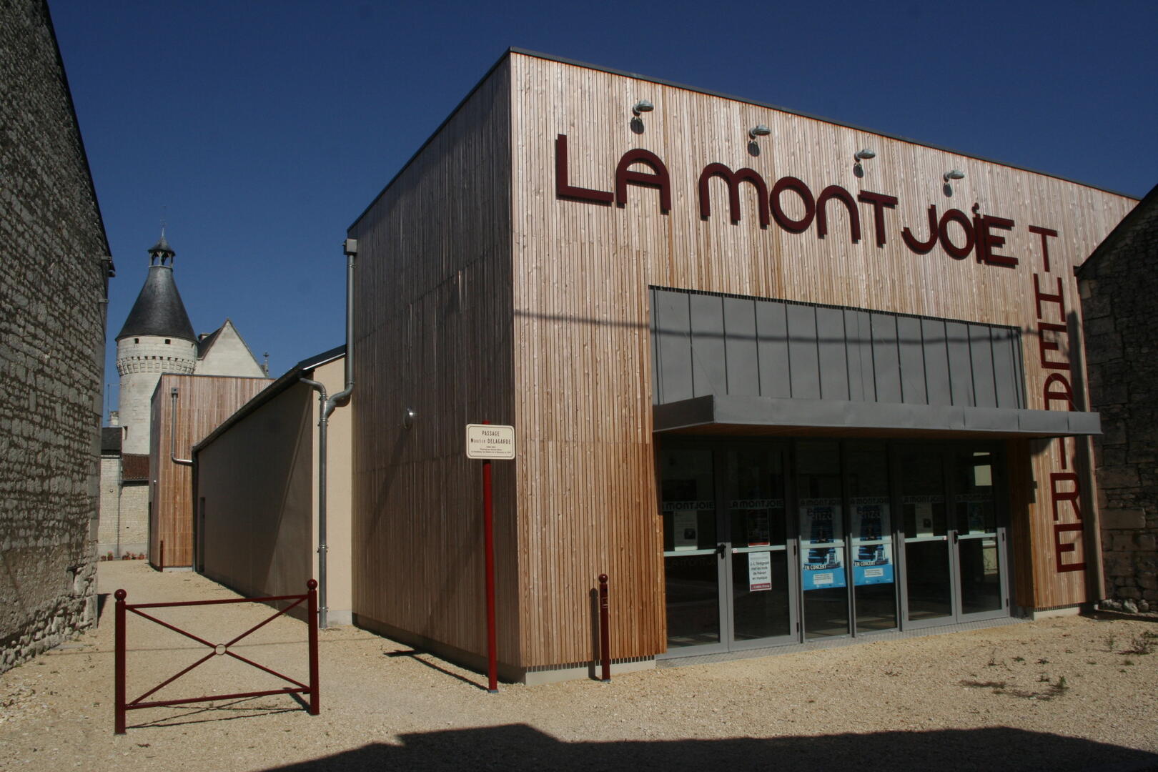 20_La Montjoie.JPG_1