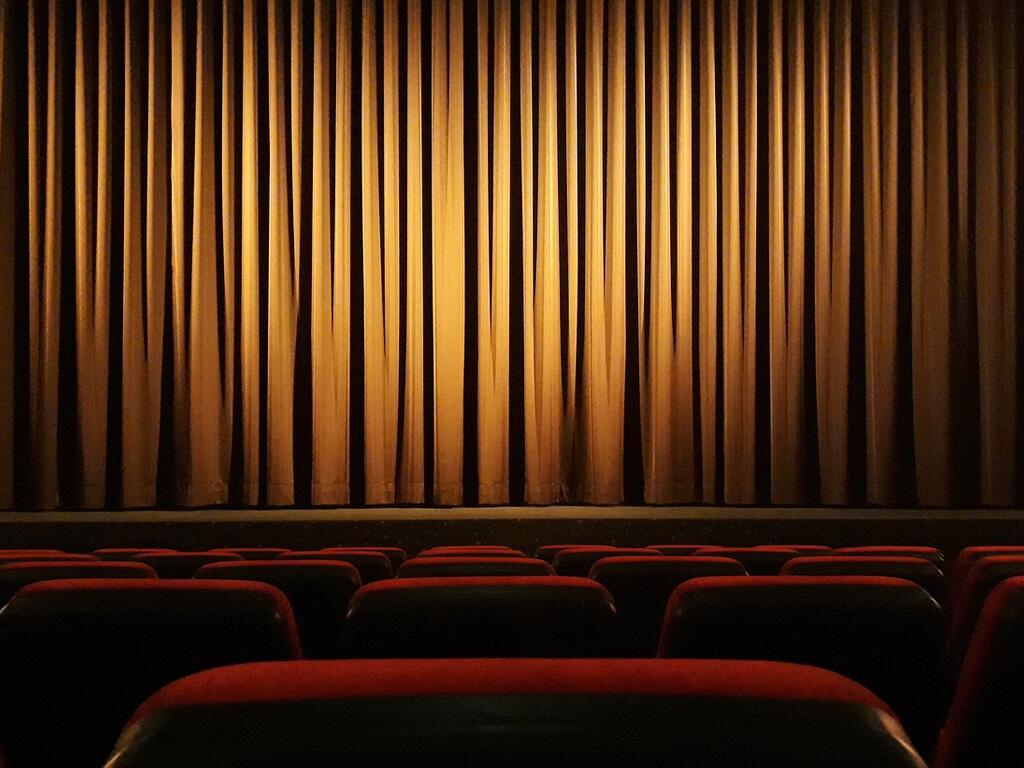 Asso - Theatre