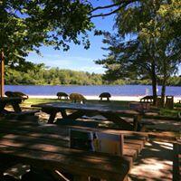 La-Paillote-du-grand-Etang-St-Estephe