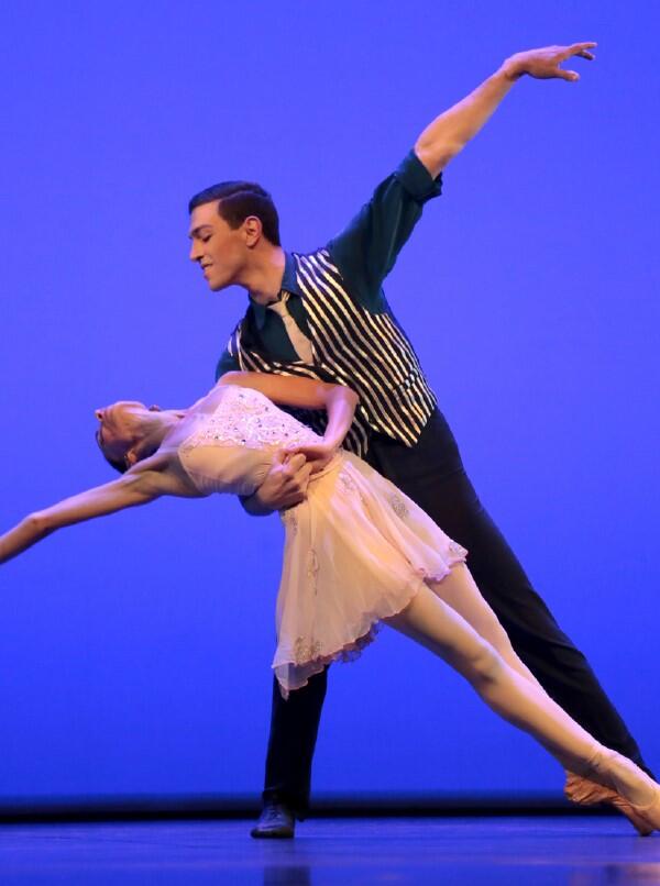 dance side story