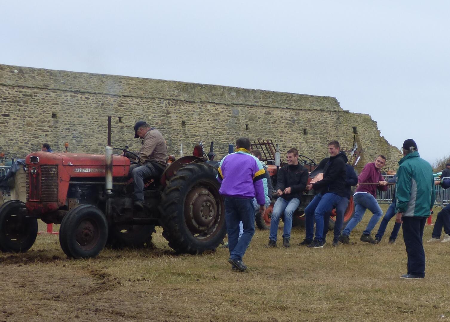 7-9(1)-Les tracteurs - Copie - Copie