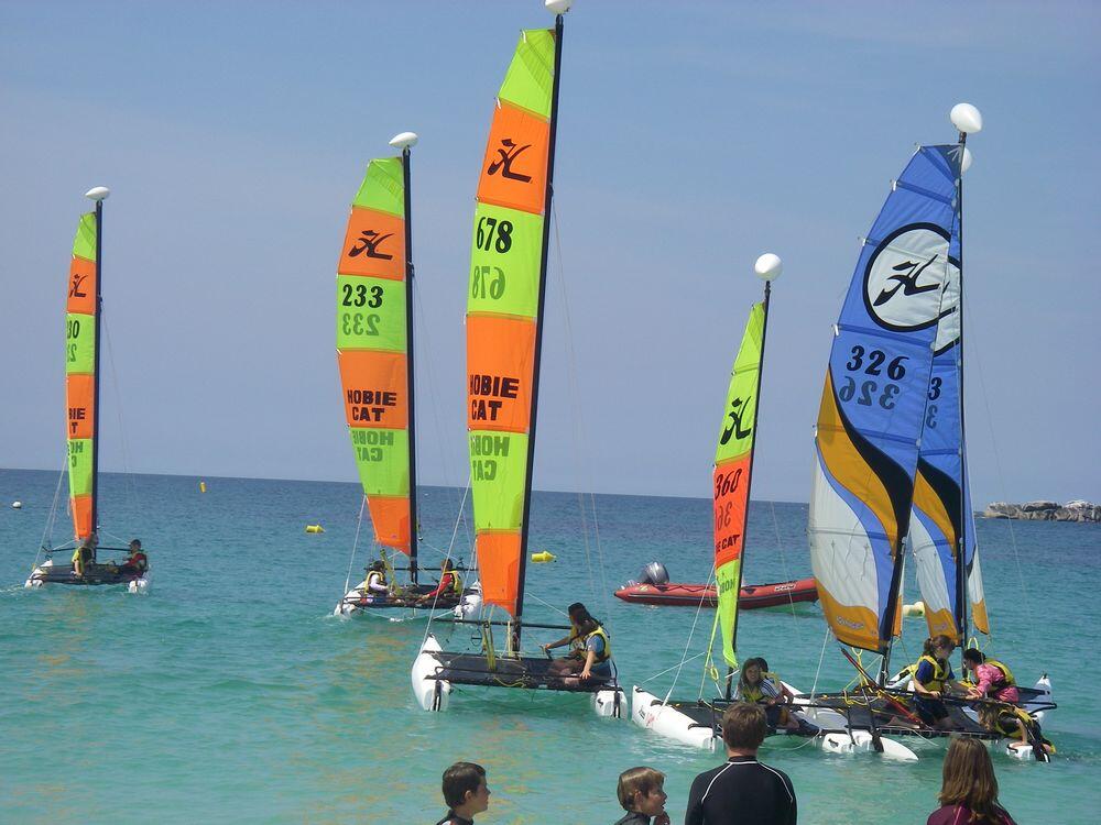 Cléder-stage catamaran