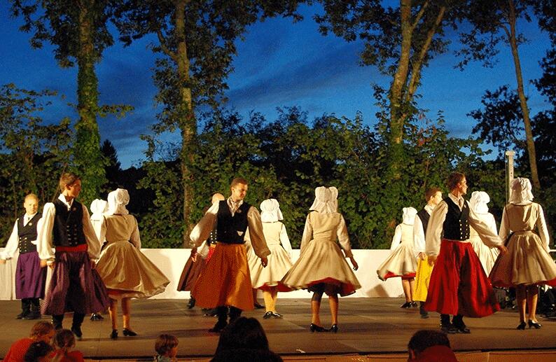 Ensemble_bleuniadur_nuits_celtiques_peniti