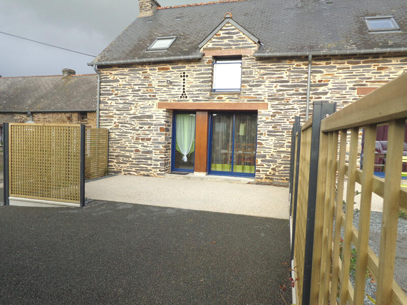 Gîte La pierre bleue à Couëdel