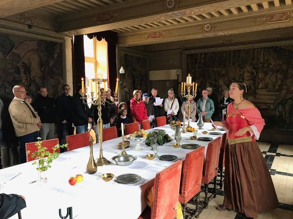 L-art-de-table-a-la-Renaissance-Chateau-du-Rocher-Portail