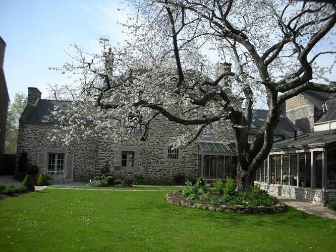 Le Berceul Duault La Richardais Jardin