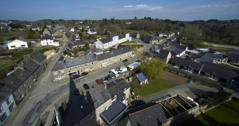 Loguivy-Plougras-Le bourg 2 ©B. Bègne-Région Bretagne