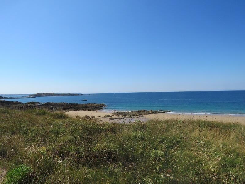 PLAGE-DE-LA-GARDE-Saint-Briac