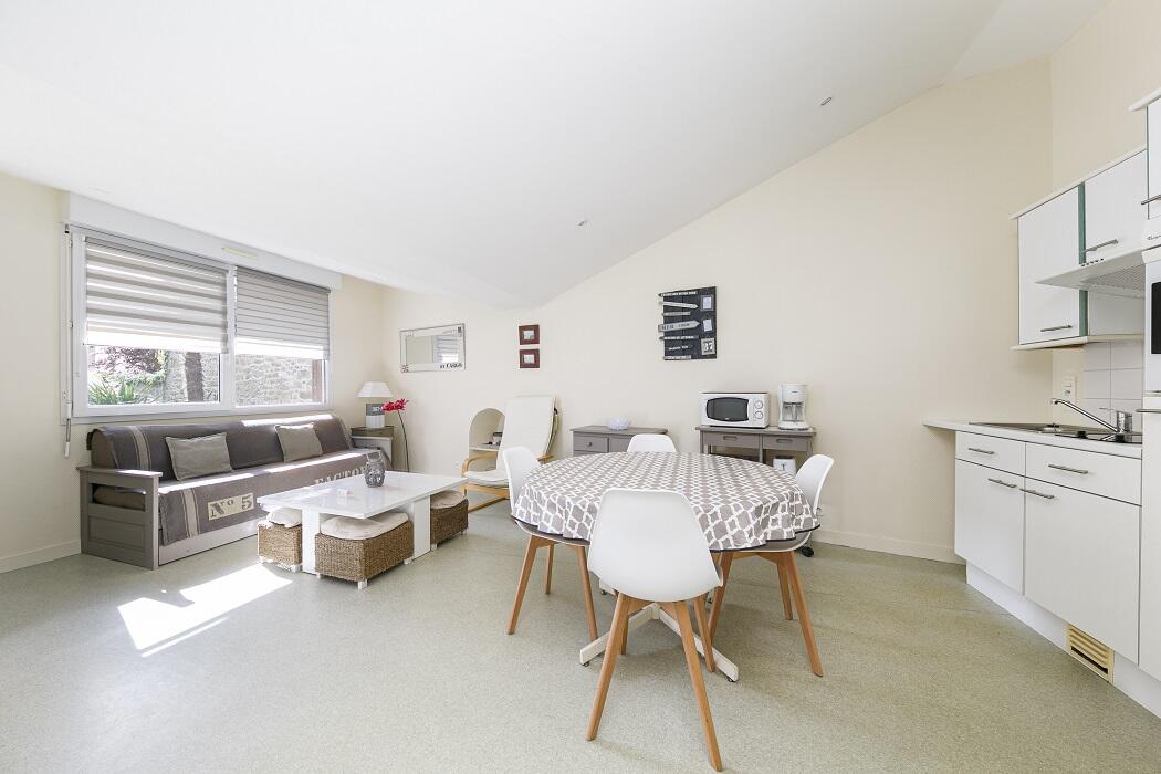 Residence du prieure Annexe S+®jour Salon