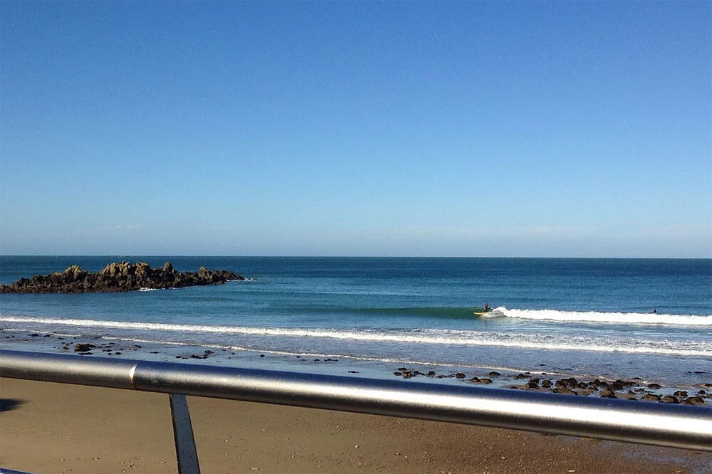 Panda Surf School