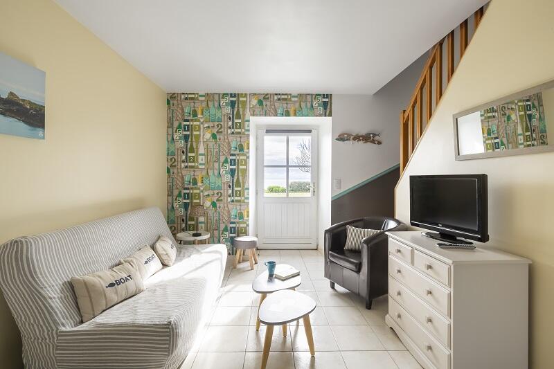 Salon-vue-mer-L-ILE-DES-LANDES-metairieduvauhariot-cancale