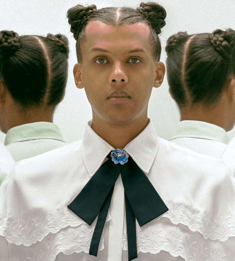Stromae_Michael-Ferire-scaled-1-749x1024