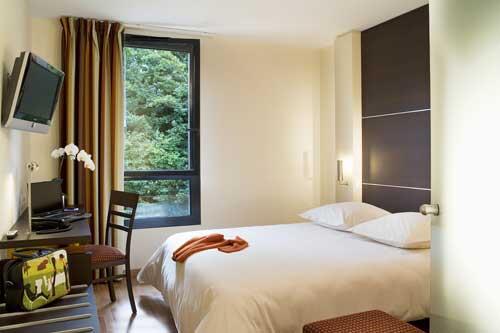 escale-oceania-la-meziere-chambre