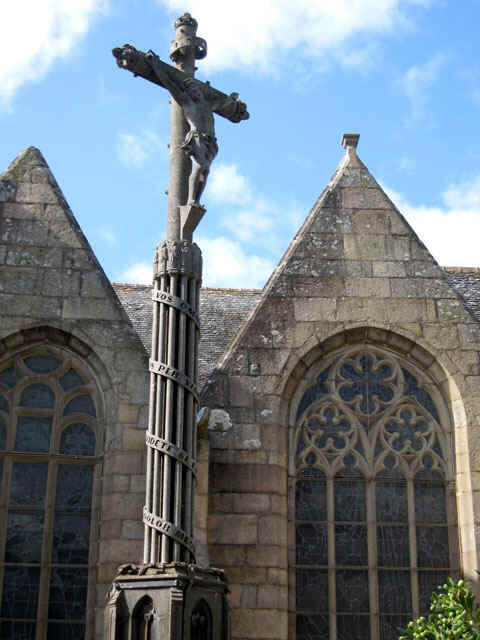 Calvaire église Saint-Jean du Baly