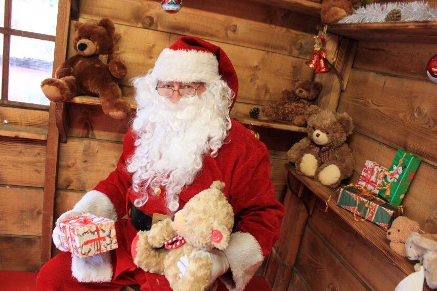 pere-noel-photo-cote-manche-854x569