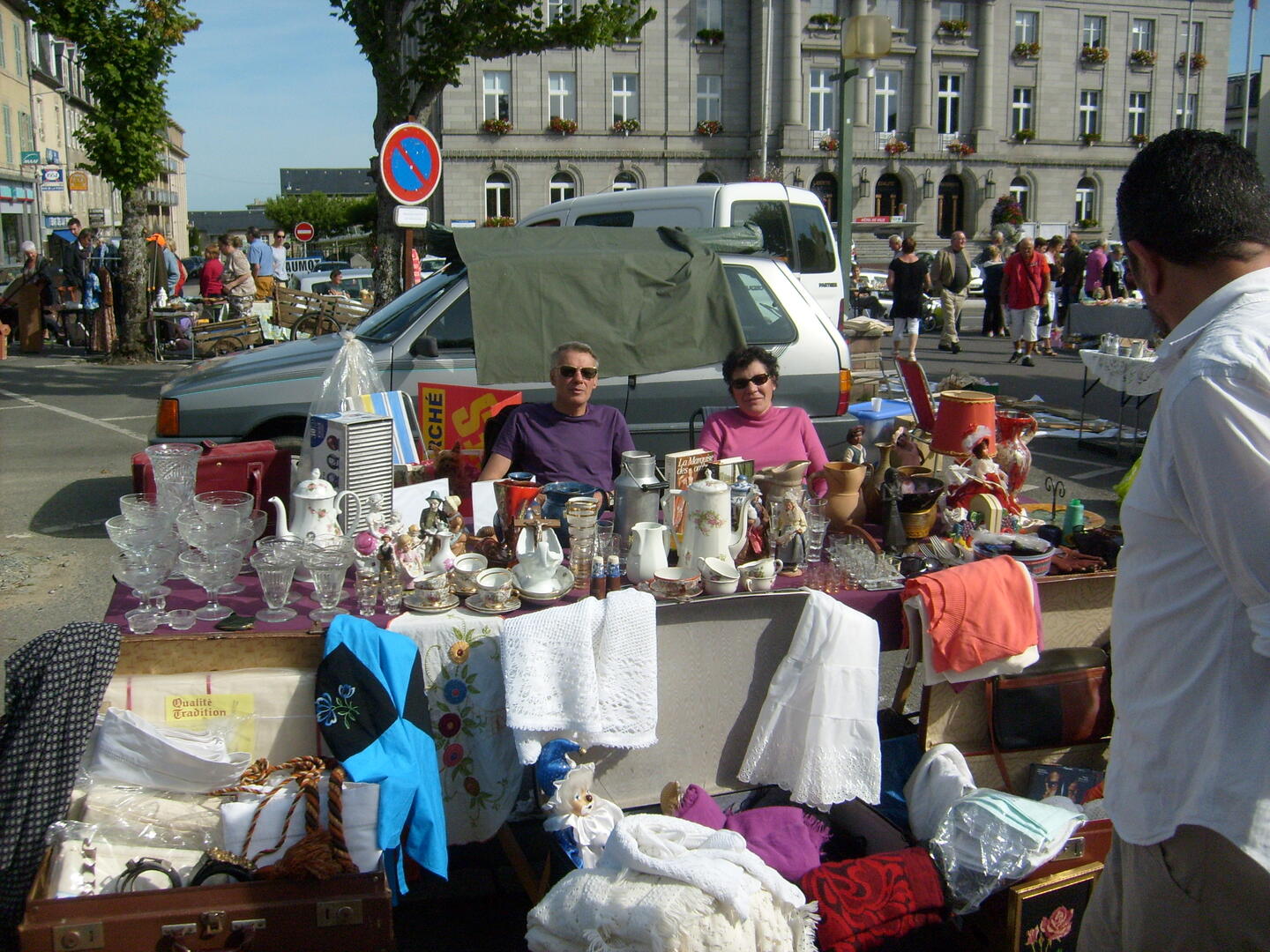 brocante place Bonnyaud