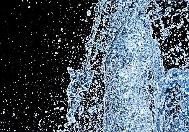 water-fountain-582694_640