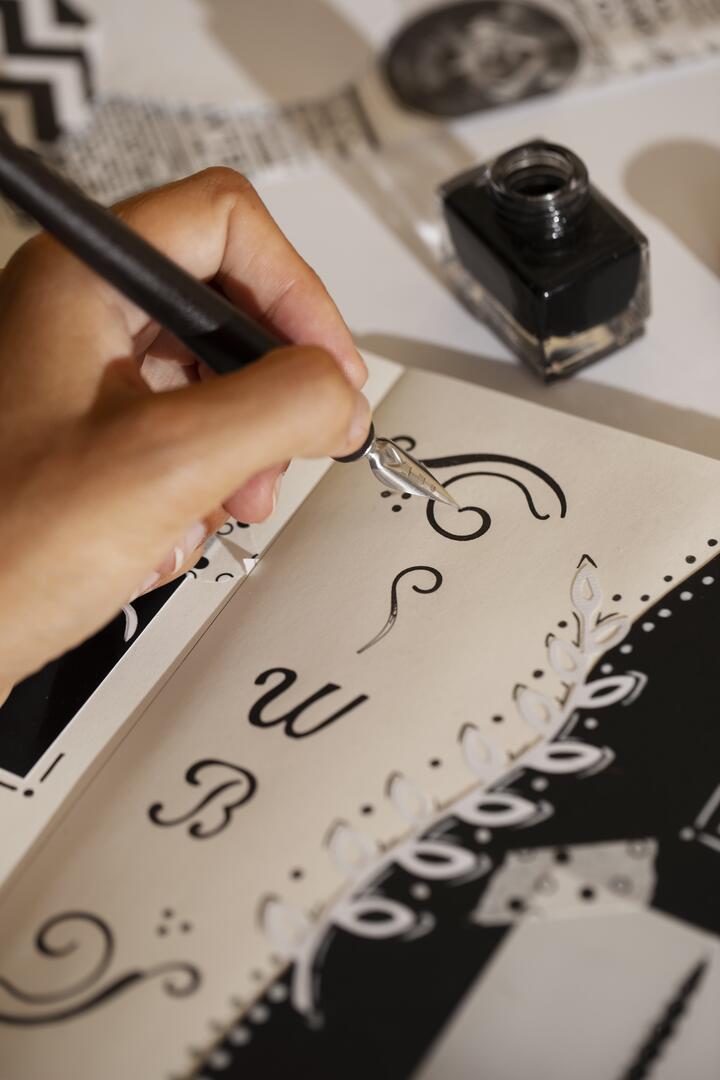 Atelier enluminure