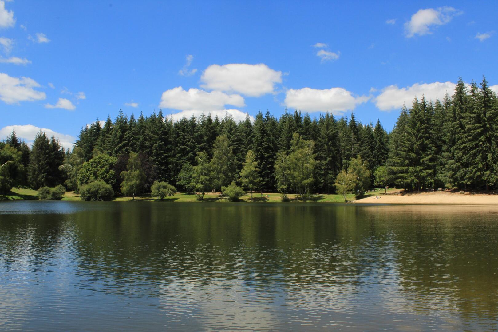 Etang communal de Chénérailles