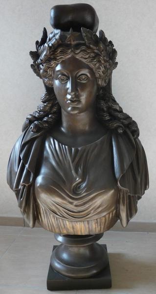 ISSOUDUN-LETRIEIX_Buste de Marianne