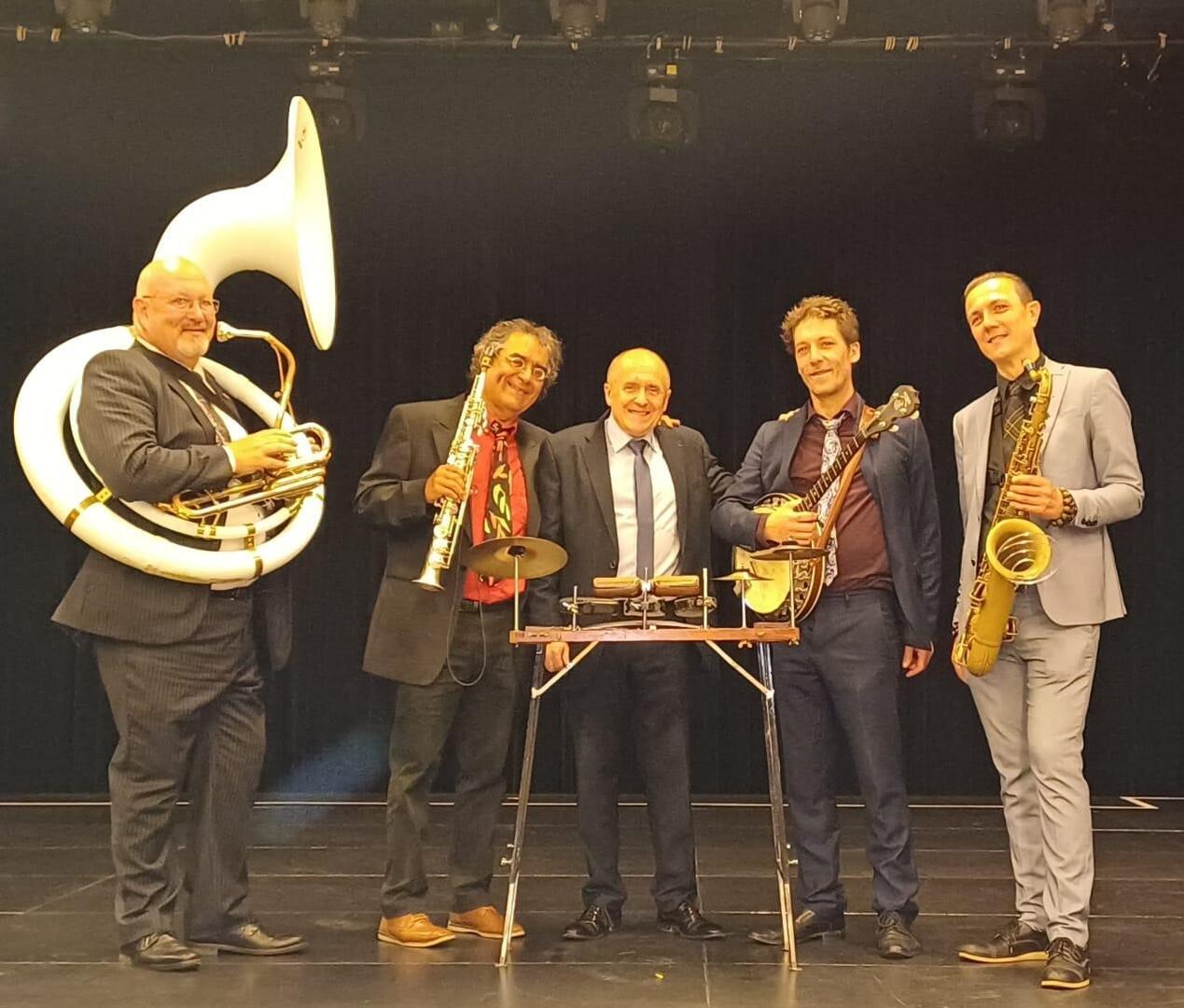 PHOTO CAIMAN SWING -avec Christian-