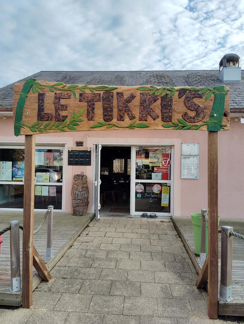 Le Tikki's